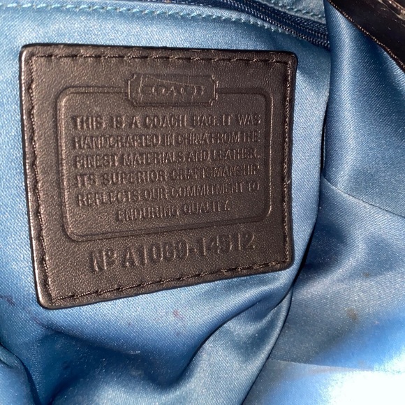 Coach set - Picture 9 of 10